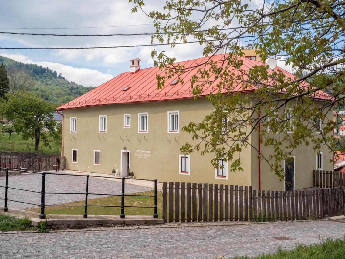 شقة Frauenberg Banská Štiavnica المظهر الخارجي الصورة